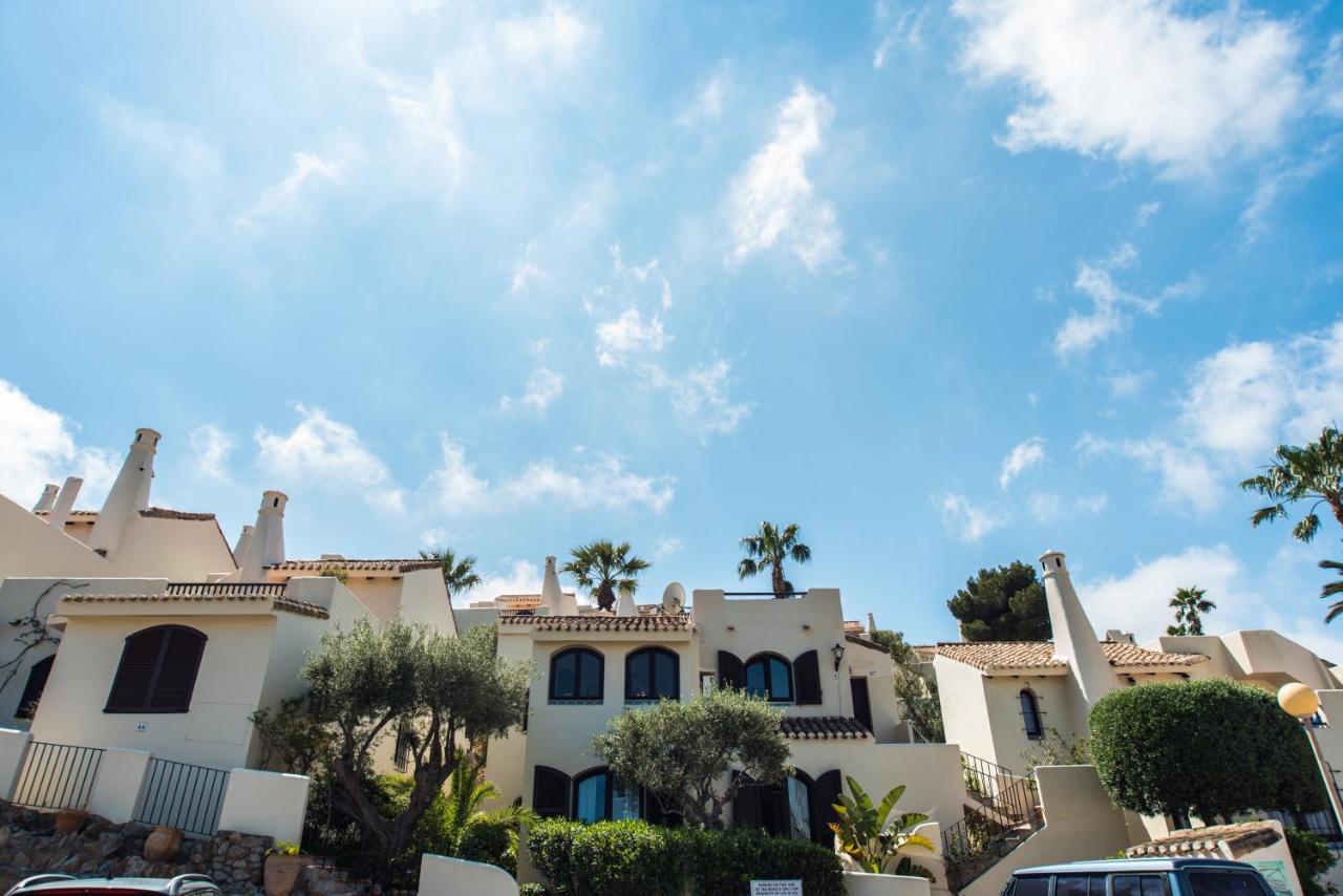Luxurioese Und Grossraeumige Villa Mit Community Pool, Sicht Auf Das Mittelmeer Sowie Dem Mar Menor, La Manga Club Atamaría Exterior foto