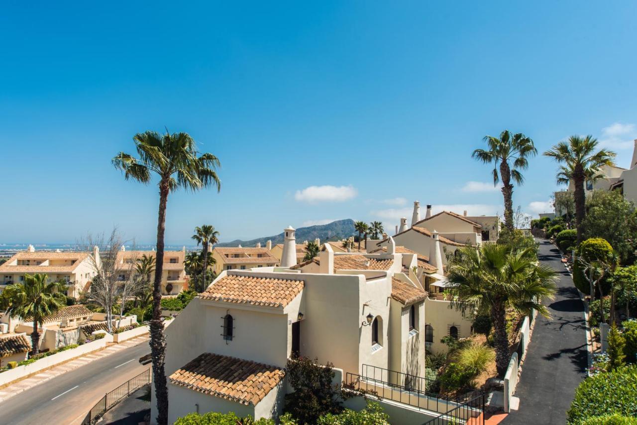 Luxurioese Und Grossraeumige Villa Mit Community Pool, Sicht Auf Das Mittelmeer Sowie Dem Mar Menor, La Manga Club Atamaría Exterior foto