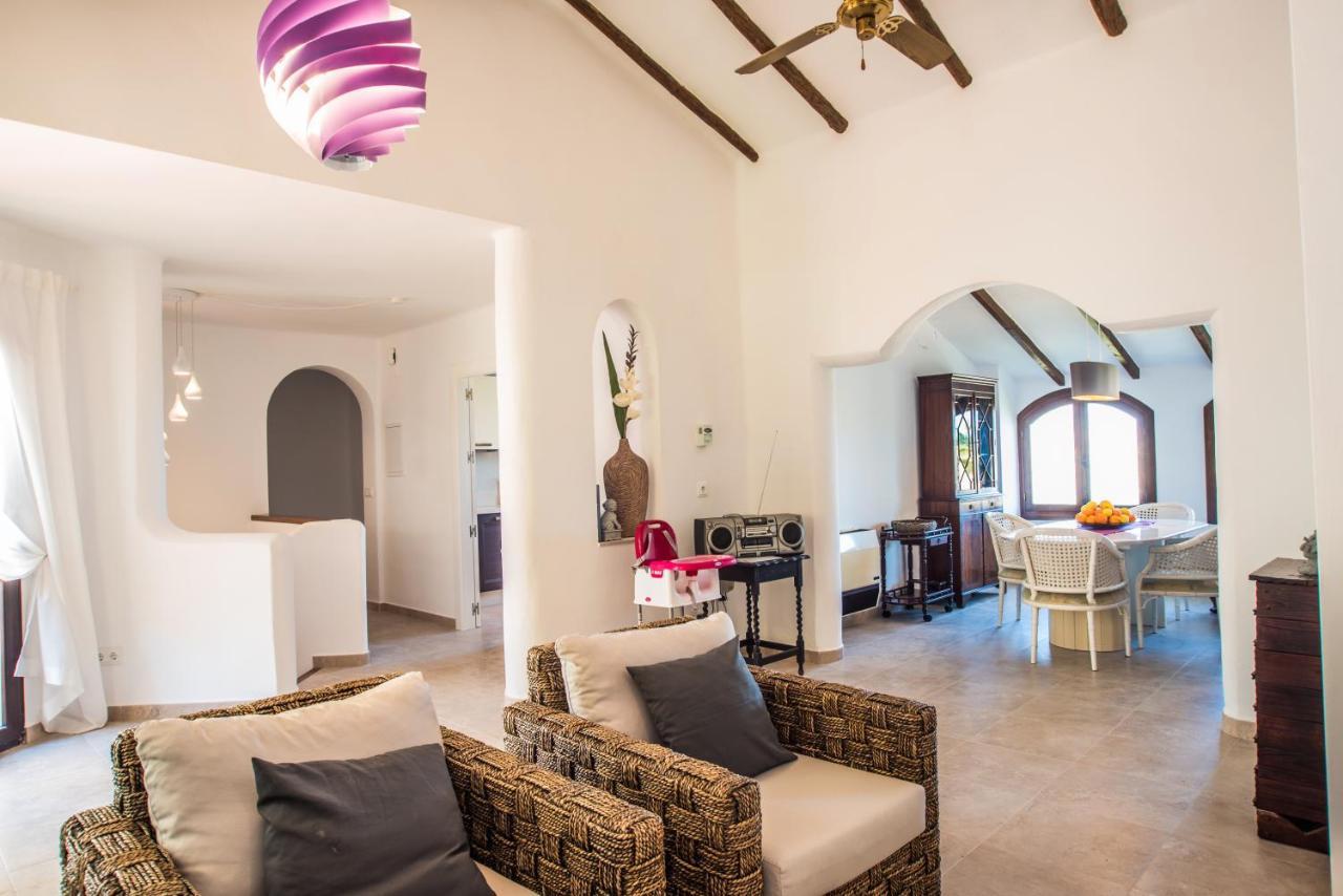 Luxurioese Und Grossraeumige Villa Mit Community Pool, Sicht Auf Das Mittelmeer Sowie Dem Mar Menor, La Manga Club Atamaría Exterior foto