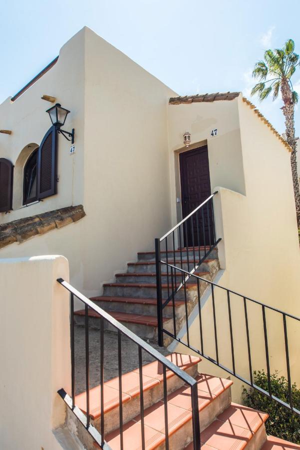 Luxurioese Und Grossraeumige Villa Mit Community Pool, Sicht Auf Das Mittelmeer Sowie Dem Mar Menor, La Manga Club Atamaría Exterior foto
