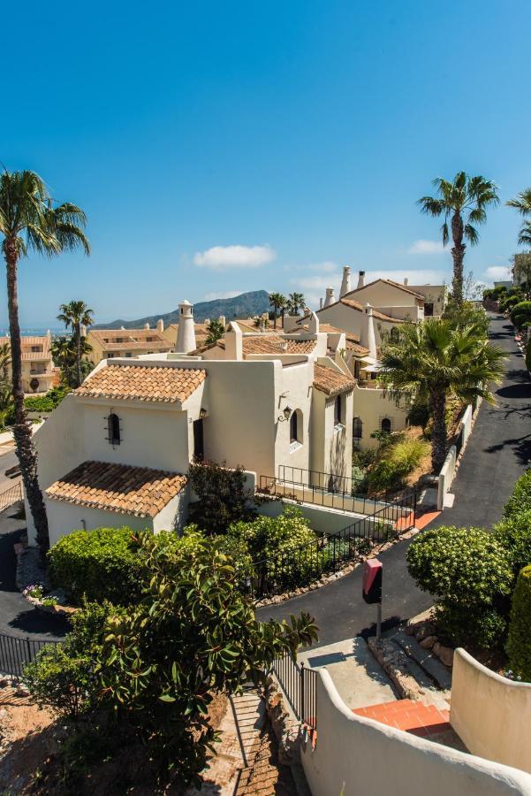 Luxurioese Und Grossraeumige Villa Mit Community Pool, Sicht Auf Das Mittelmeer Sowie Dem Mar Menor, La Manga Club Atamaría Exterior foto