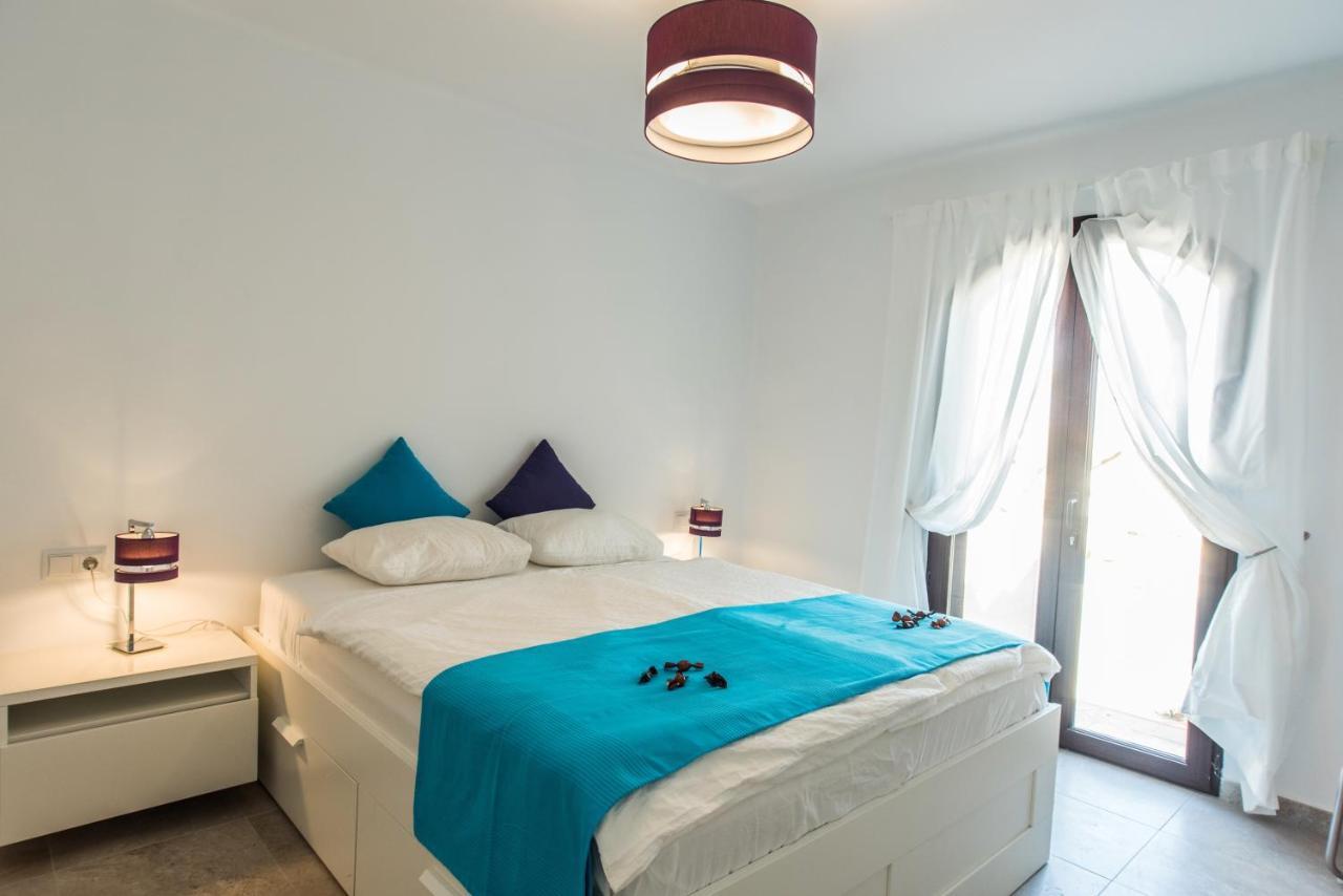 Luxurioese Und Grossraeumige Villa Mit Community Pool, Sicht Auf Das Mittelmeer Sowie Dem Mar Menor, La Manga Club Atamaría Exterior foto